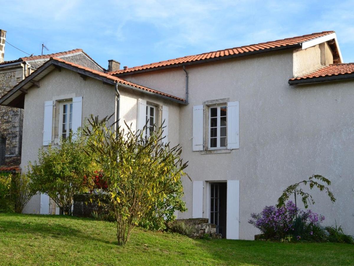 Maison De Caractere Avec Jardin Clos, Proche Commerces Et Piscine, Equipements Pour Bebe, Animaux Acceptes - Fr-1-653-169 Villa Le Tatre Exterior photo